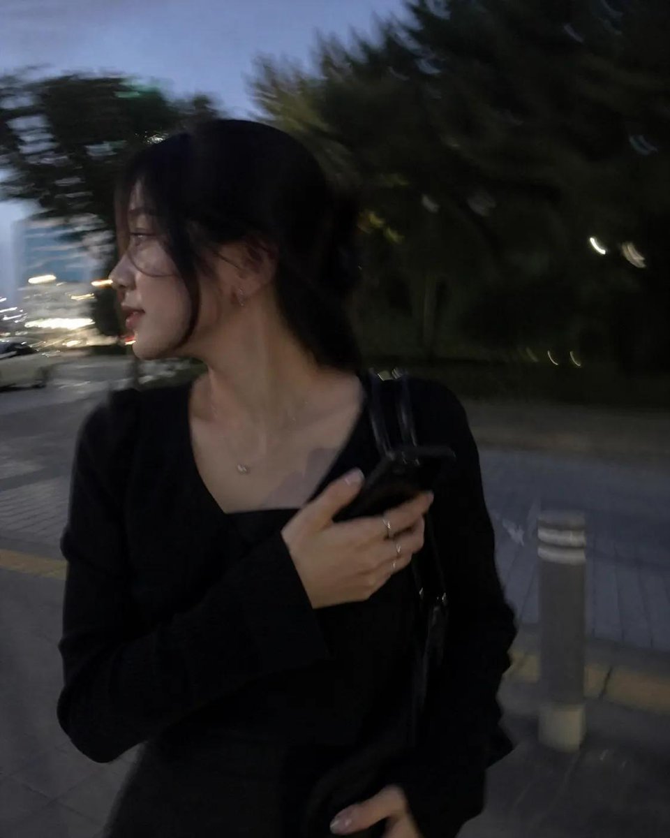 iPhone 随手拍的真实生活快照 / Candid iPhone Everyday Life Snapshot，人像与摄影，人像、人像与摄影，案例输出图 3