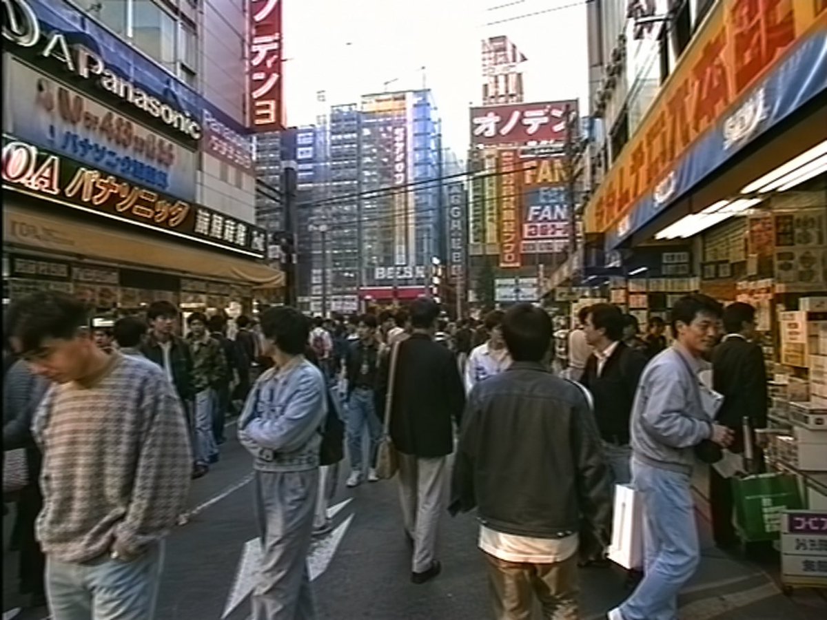 20 世纪 90 年代秋叶原街景照片 / 1990s Akihabara Street Photo，人像与摄影，35mm、人像、时尚，案例输出图 1