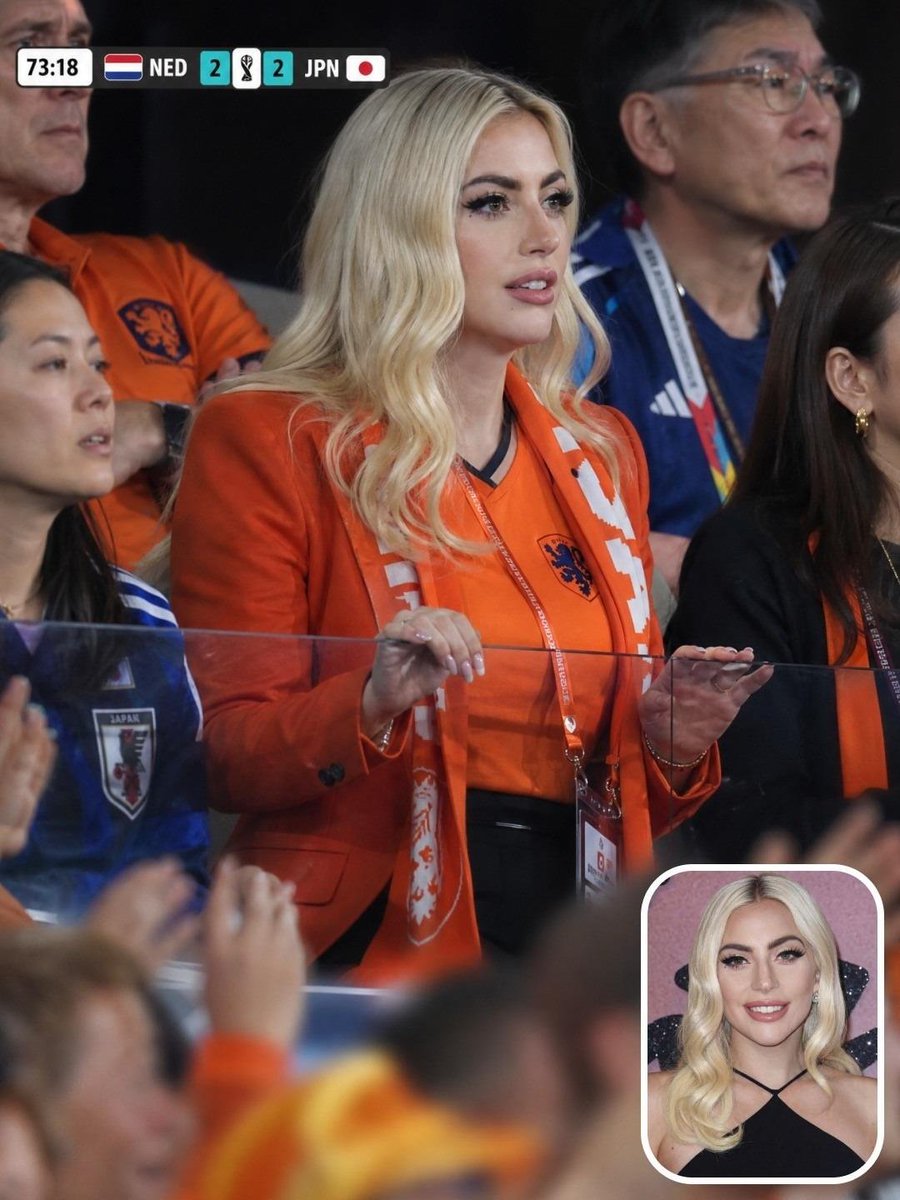 逼真的体育场球迷肖像 / Photorealistic Stadium Fan Portrait,人像与摄影,人像、电影感、产品图,案例输出图 1