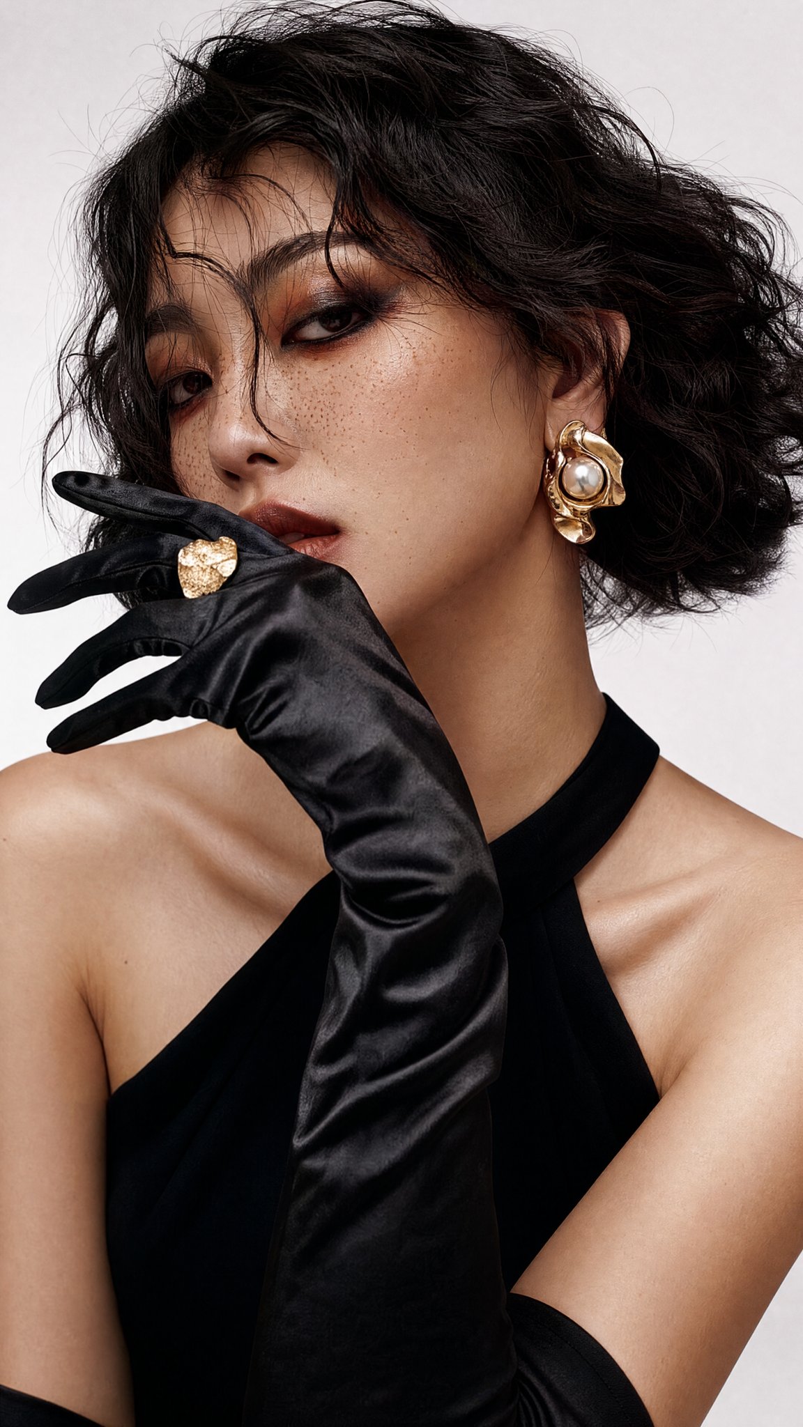 韩风时尚大片人像摄影 / Ultra Realistic Korean Fashion Portrait，人像与摄影，35mm、人像、电影感，案例输出图 2