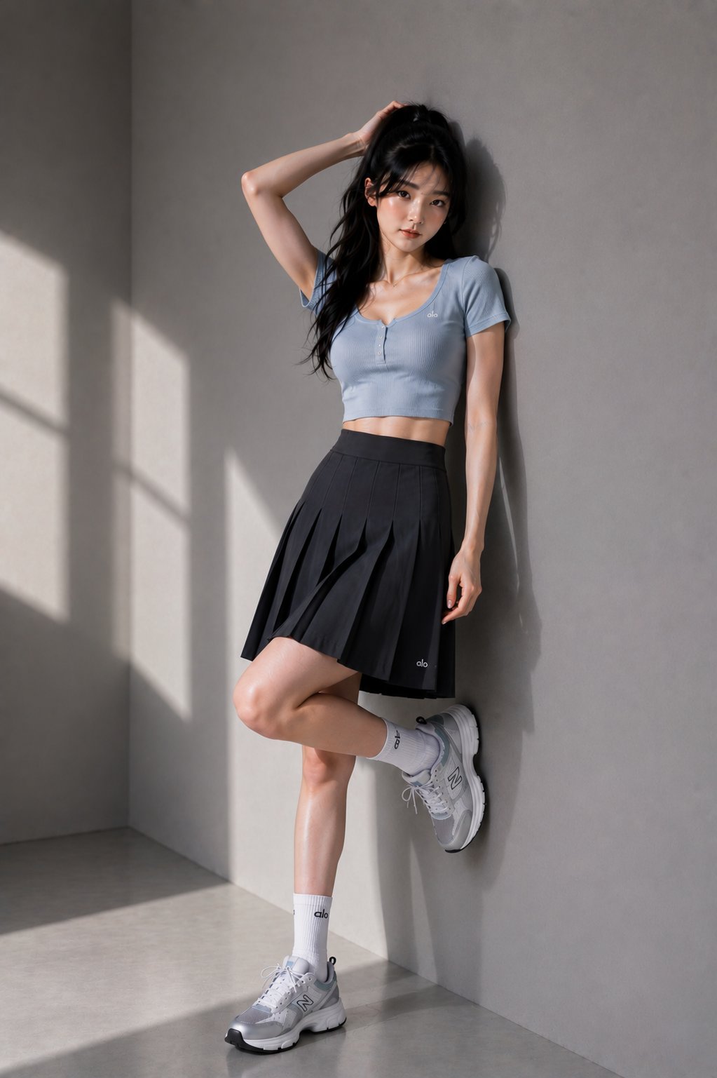 极简主义奢侈运动风东亚女性时尚大片 / Ultra Realistic East Asian Woman Luxury Athleisure Editorial，人像与摄影，人像、时尚、极简，案例输出图 1