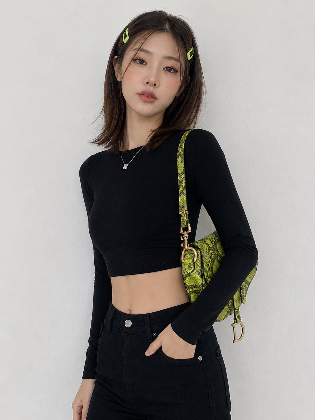 韩系少女与青柠绿蛇纹包摄影 / Young Korean Woman Lime Green Snakeskin Bag,海报与插画,海报、插画、海报与插画,案例输出图 1