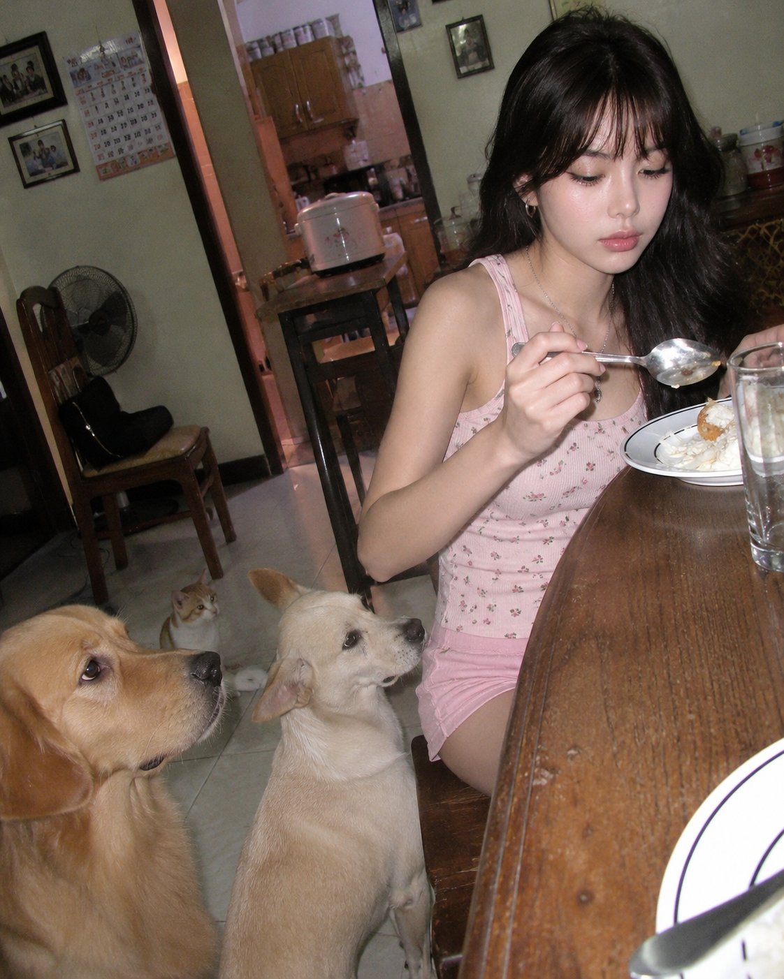 索爱手机拍摄菲律宾家庭温馨晚餐快照 / Sony Ericsson K800i Filipino Family Dinner Y2k Style,人像与摄影,人像、电影感、时尚,案例输出图 1